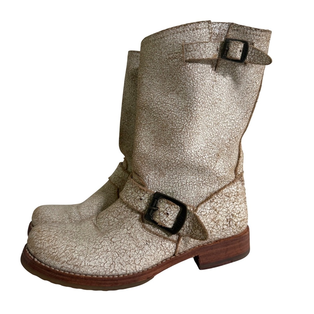 Frye Engineer 8R Crackle Leather Boots Cream Gold Metallic 76516 Women's 6B